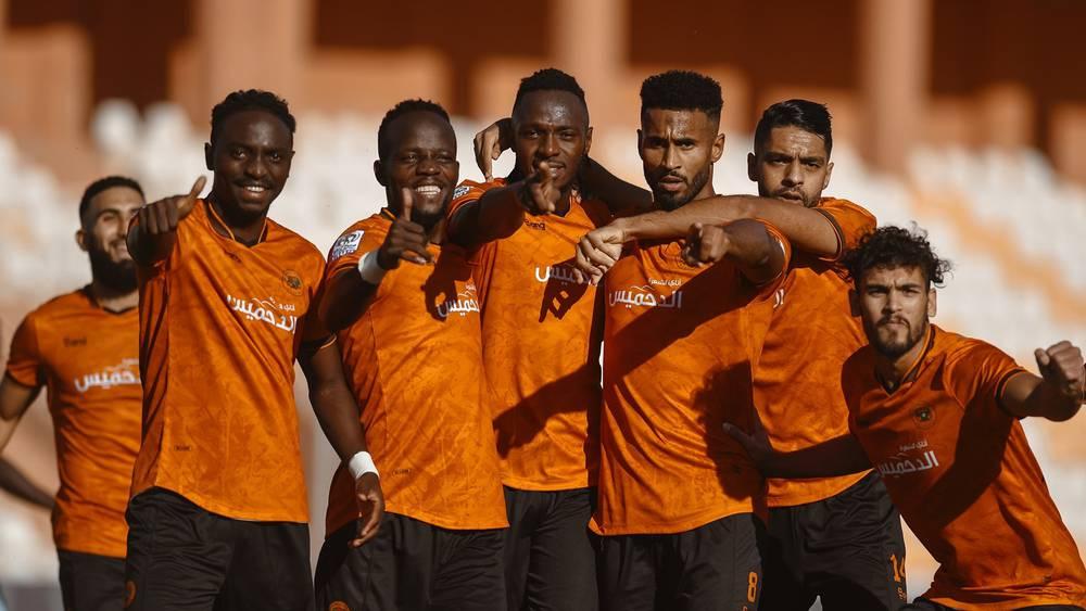 قرعة الكونفدرالية/ نهضة بركان في المجموعة الرابعة رفقة سيمبا التنزاني وأسيك ميموزا والحرس الوطني من النيجر