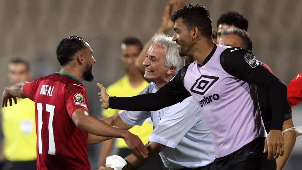 خليلوزتيش: "شُكرا على تصميمكم ونضالكم.. إلى ربع النهائي وديما مغرب"