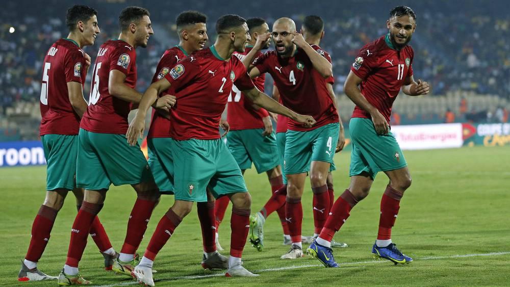"الكاف" بعد إقصاء المغرب من "الكان": "فريق بمستقبل مشرق وبروح قتالية فريدة من نوعها.. سيعود أقوى من أي وقت مضى"