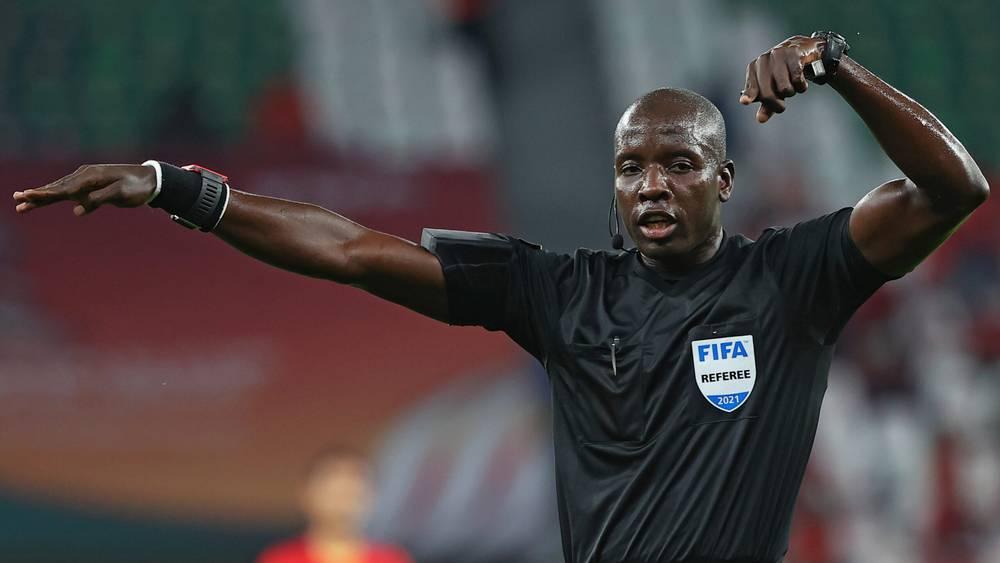 Es Sétif-Raja : L'arbitre sénégalais Maguette Ndiaye au sifflet