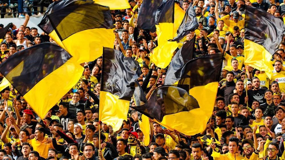 المغرب الفاسي: "الحضور الجماهيري في مباراتنا أمام مولودية وجدة مرهون بموافقة شركة 'سونارجيس'"