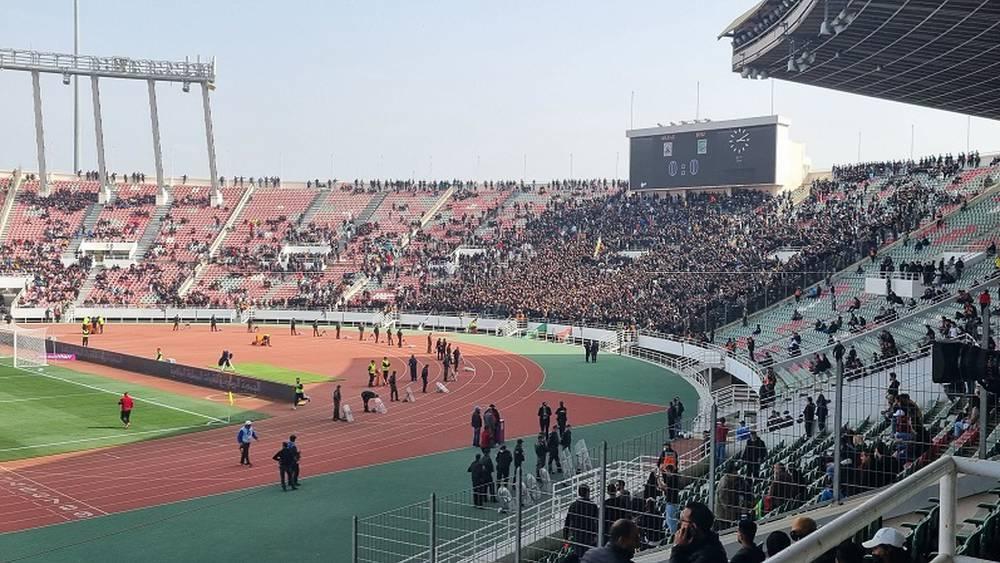 مباراة الجيش والدفاع الجديدي تشهد حضورا جماهيريا كبيرا قبل أقل من ساعة على موعد اللقاء