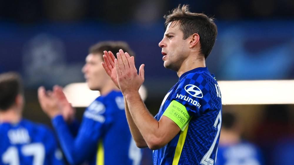 برشلونة يتحرك لتعزيز خط دفاعه بصفقتين مجانيتين من تشيلسي ويقترح عقدًا لموسمين على أزبيليكويتا