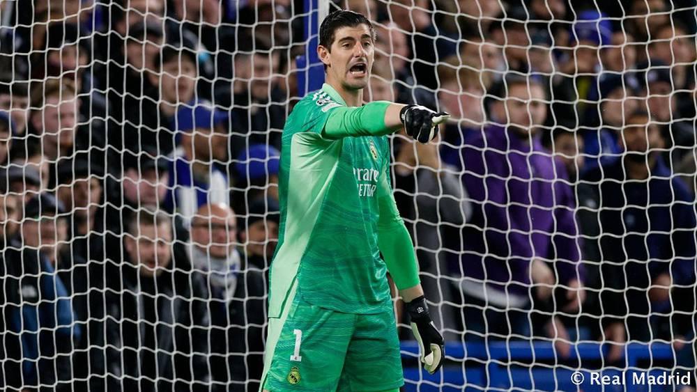 جمهور تشيلسي يطلق صافرات الاستهجان ضد كورتوا