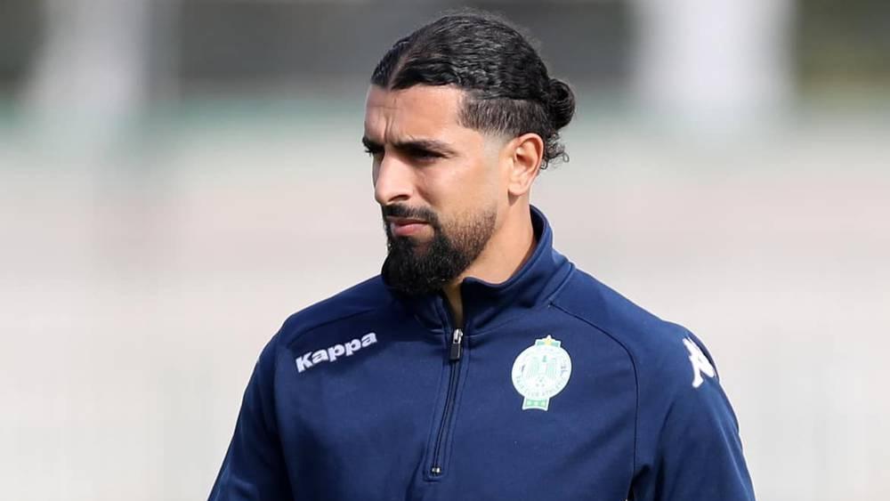 في ظل فشل تجربته داخل القلعة الخضراء.. لاعب الرجاء يونس مختار يوافق على الانتقال إلى الدوري الإندونيسي