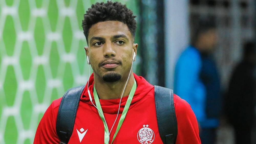 المسحة الطبية للمنتخب المحلي والأولمبي تكشف إصابة العملود وحيمود بفيروس "كورونا" وشكوك حول إصابة آخرين