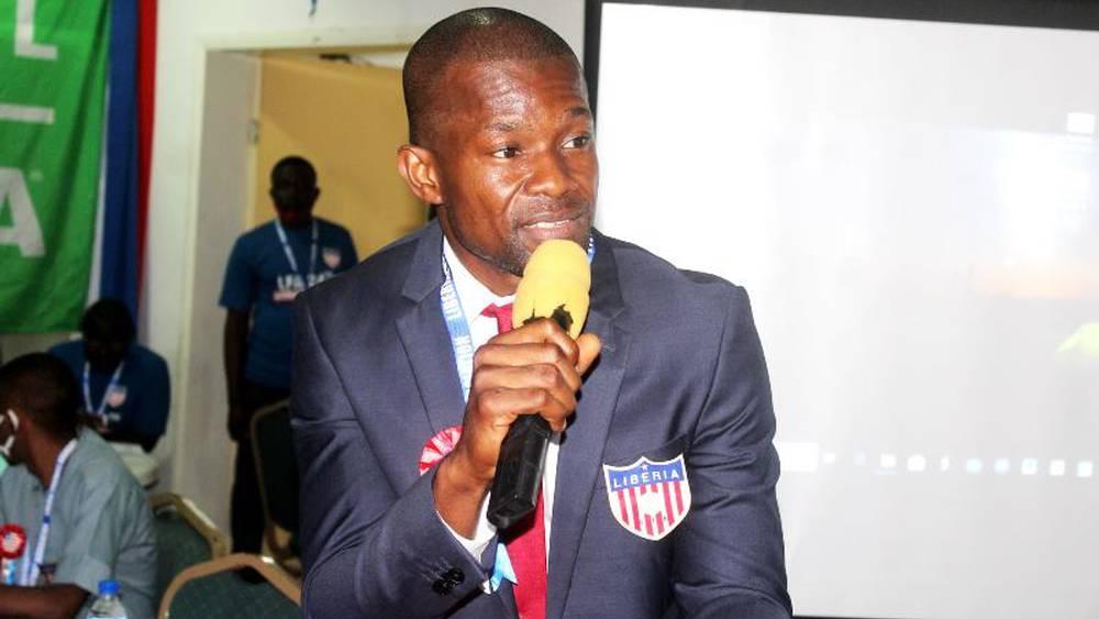 رئيس اتحاد الكرة الليبيري: "على عكس بعض الدول الأخرى المغرب وفّر لنا كل شيء بأقل تكلفة وهذا ما دفعنا لاستقباله في الدار البيضاء"