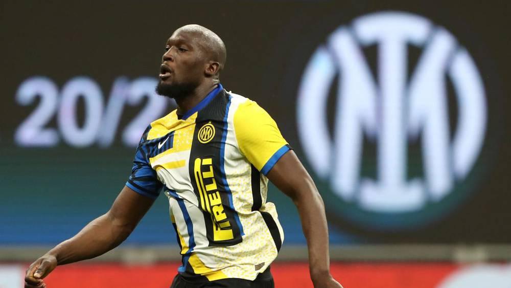 صحيفة “ذي آتلتيك“: “لوكاكو يترك تشيلسي عائدًا إلى الإنتر على سبيل الإعارة”