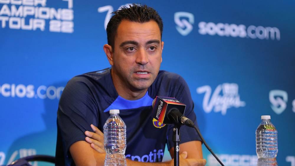 تشافي: "برشلونة يتمتع بتاريخ ومستوى رائع وهو محط أنظار للعديد من النجوم في كرة القدم"