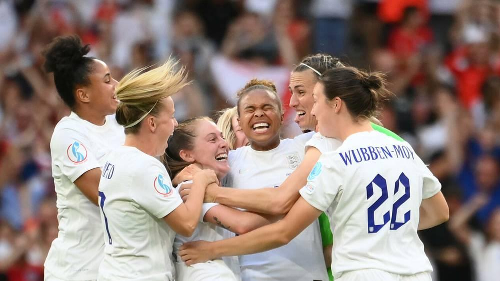 Euro féminin: l'Angleterre triomphe contre l'Allemagne après une compétition historique
