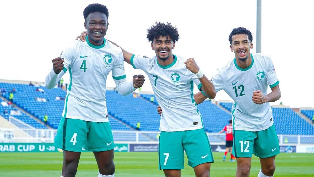 كأس العرب للشباب/ السعودية تقسو على فلسطين بخماسية نظيفة وتنتظر في النهائي المتأهل من مواجهة مصر والجزائر