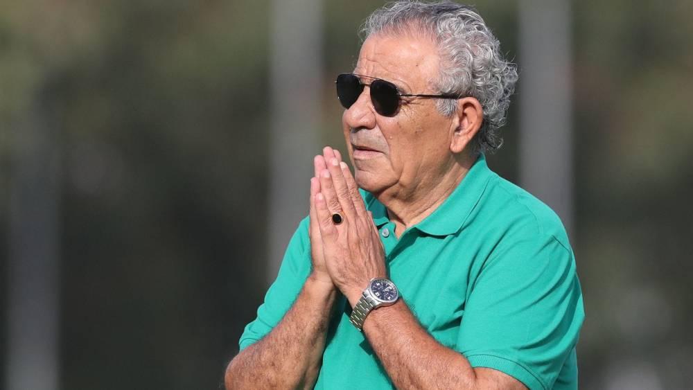 البنزرتي يطلب من إدارة الرجاء برمجة بعض المباريات الودية استعدادا للموسم القادم