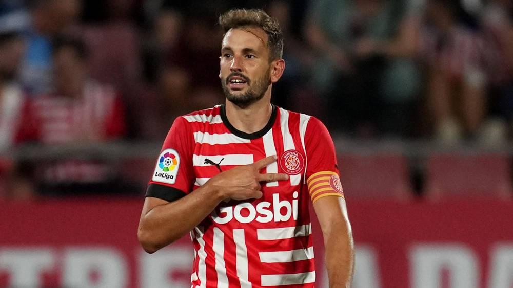 ستواني مهاجم جيرونا يعاني من "عدم انتظام في ضربات القلب" ويغيب لمدة شهر