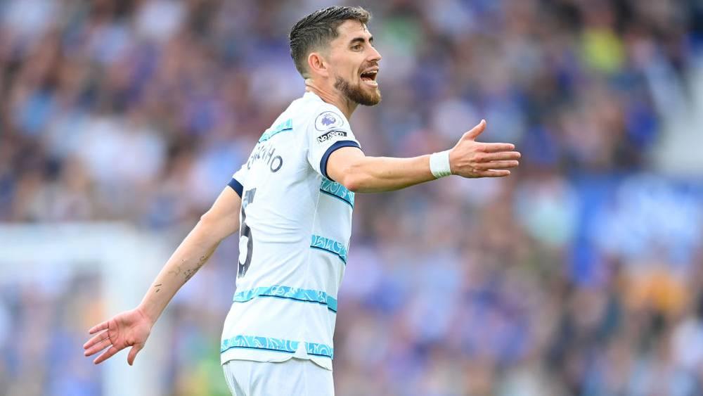 "صحيفة"/ برشلونة يخطط للتعاقد مع الإيطالي "جورجينيو" في منتصف الموسم الحالي