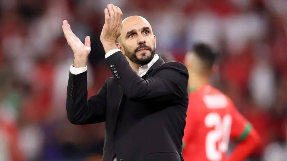 الركراكي: "الجماهير المغربية هي الأفضل في العالم مناصفة مع الأرجنتين والبرازيل.. إنهم مجانين ويمكنهم السفر إلى أي مكان لمناصرة منتخبهم"