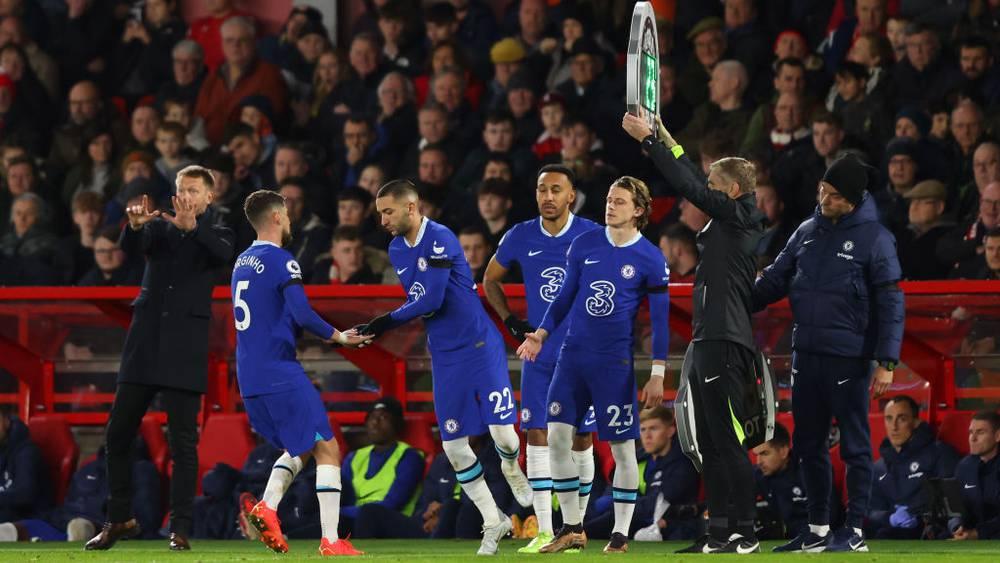 الدوري الإنجليزي/ تشيلسي يتعثر على ملعب نوتينغهام فورست بالتعادل (1-1) وزياش يُشارك بداية من الدقيقة 72