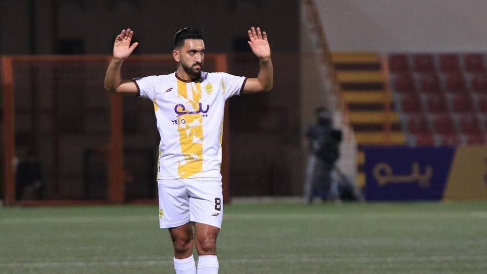 حسام أمعنان يفسخ عقده مع أُحُد السعودي لـ"أسباب شخصية"