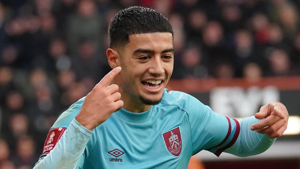 الزروري يسجل ثنائية لفريقه بيرنلي ويقوده لحسم أطوار الشوط الأول من مباراة بورنموث (3-1) في كأس الاتحاد الإنجليزي