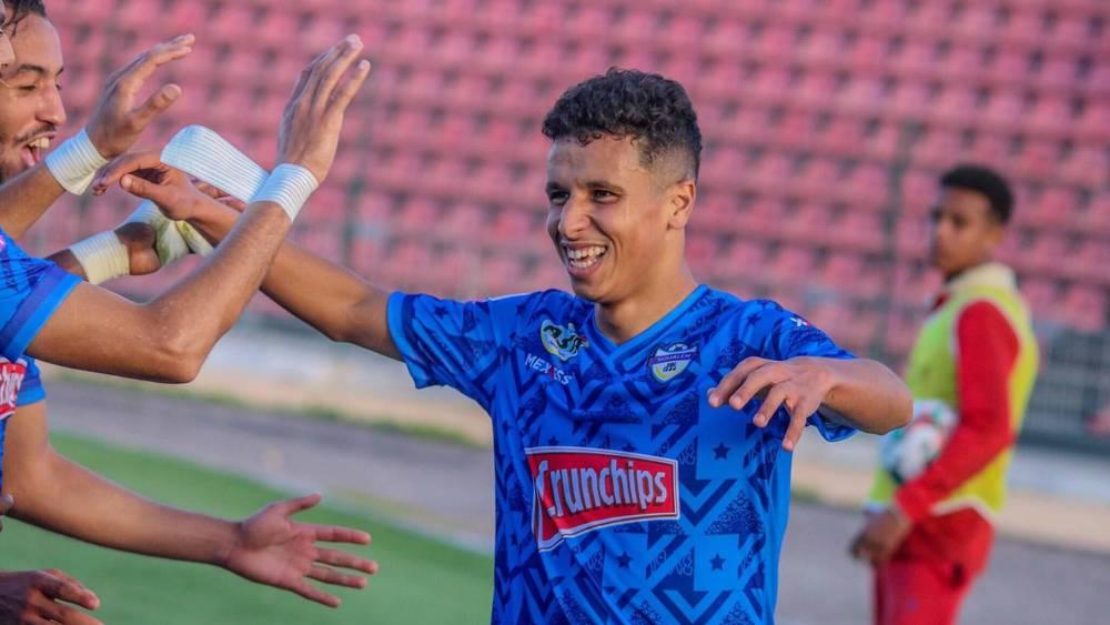 رئيس شباب السوالم في تصريح يُسيء لكرة القدم الوطنية: "باش تتصوّر مع عماد الرّياحي غايخصّك 150 مليون سنتيم!"