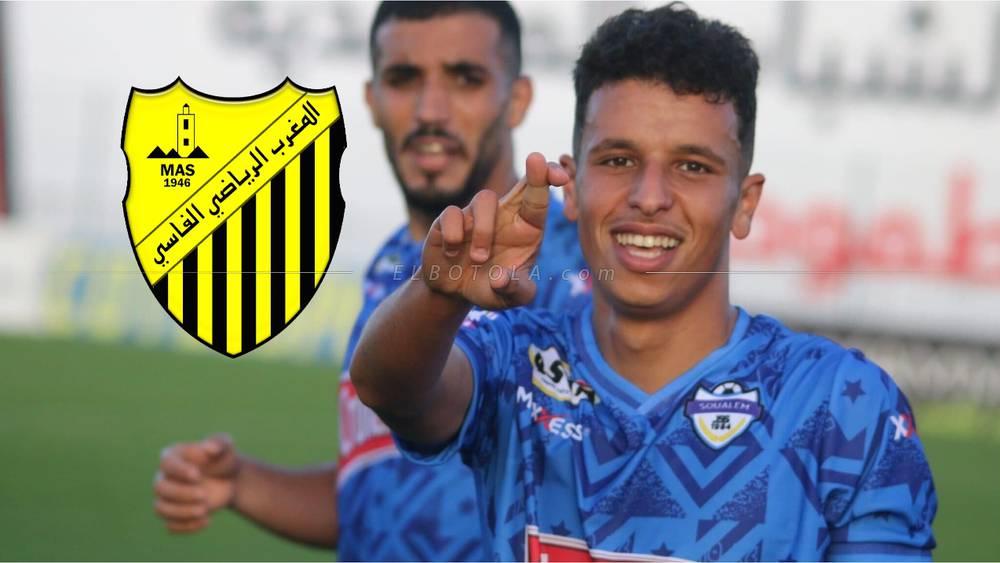 مسؤولو شباب السوالم يشترطون على المغرب الفاسي وثيقة رفع المنع من الانتدابات لتسريح اللاعب الرّياحي
