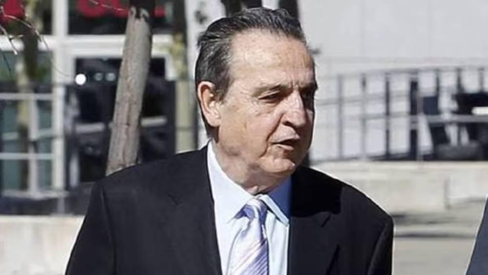 نيغريرا يعلن إصابته بمرض الزهايمر ويتمسك بحقه في عدم الإدلاء بشهادته حول تلقيه أموالاً من برشلونة