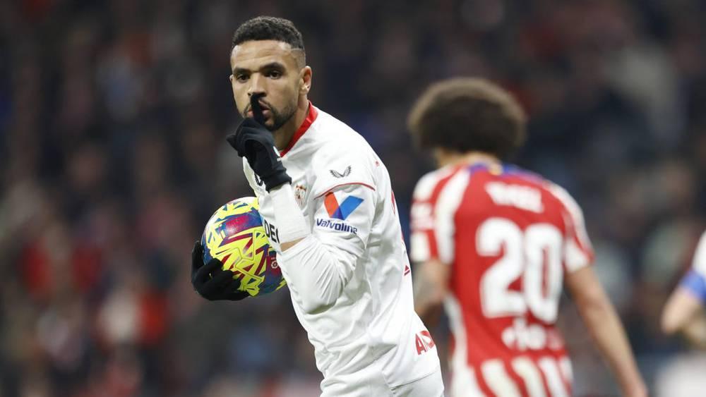 صحيفة 'آس': "تألق النصيري يرفع قيمته السوقية إلى 50 مليون يورو"