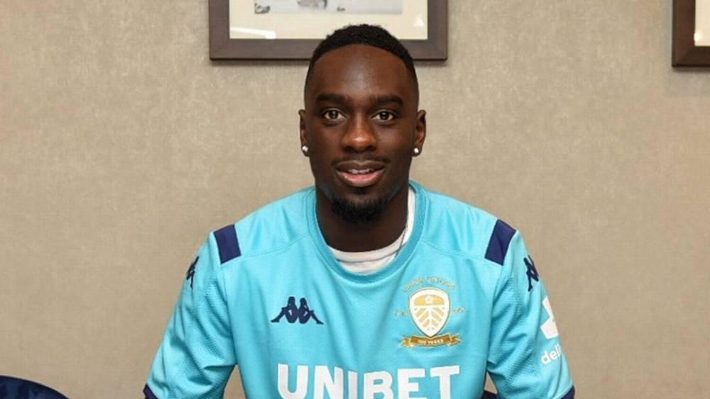 الفيفا يأمر ليدز يونايتد بدفع 28 مليون يورو (311 مليون درهم مغربي) لجون أوغستين بسبب عدم التزامه بأحد بنود تعاقده مع اللاعب