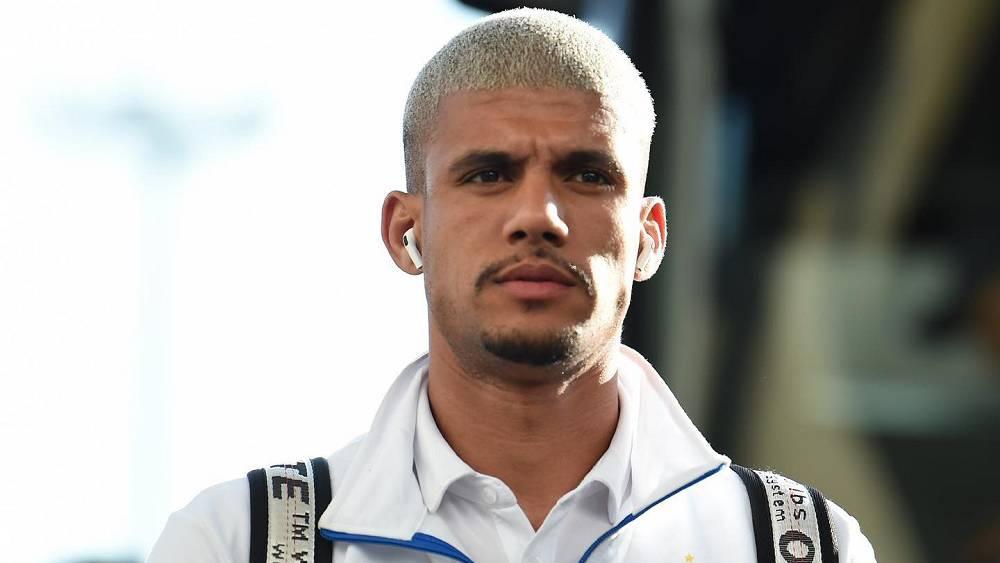 بولبير لـ"البطولة": "الجماهير كان لها دور كبير في ظهوري مع الجيش.. التعادل لا يرضينا وسنحاول العودة بالتأهل من الإمارات"