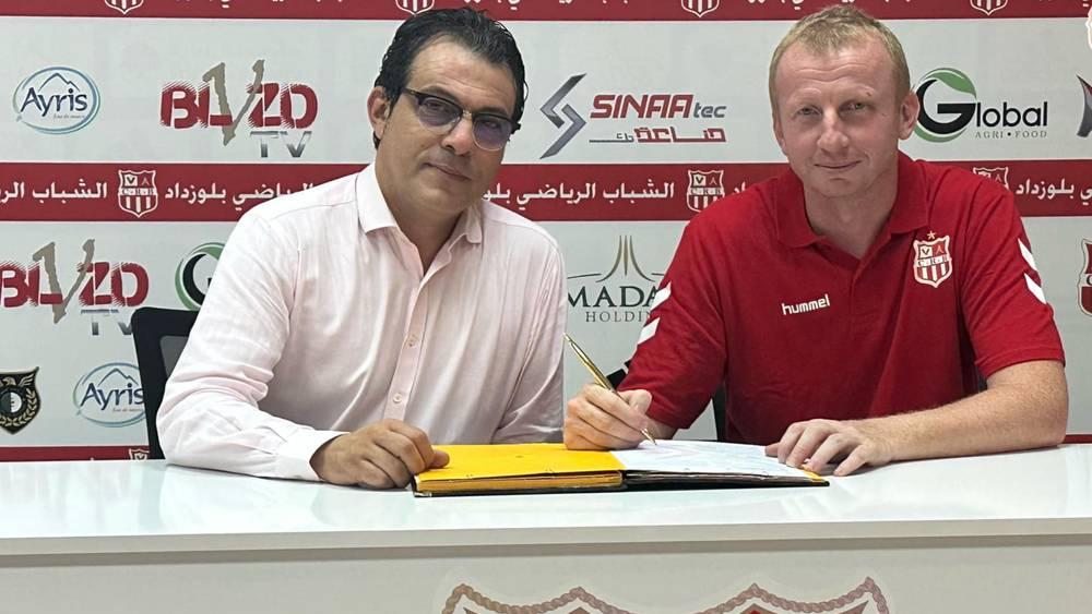 خصم الرجاء في كأس الملك سلمان.. شباب بلوزداد الجزائري يعلن تعاقده رسميا مع المدرب فاندنبروك