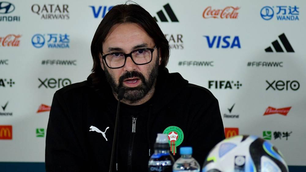 بيدروس: "اللاعبات لديهن طموح كبير لإسعاد المغاربة وهدفنا العبور إلى الدور الثاني من المونديال"