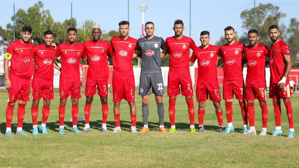 الوداد يدخل في معسكر مغلق بمدينة الجديدة استعدادا لمواجهة الفتح