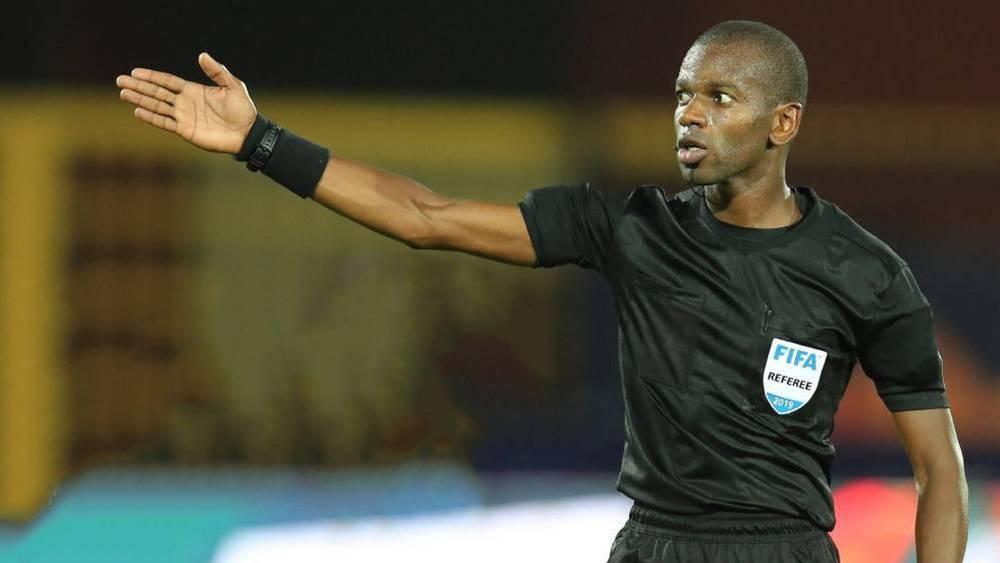 الدوري الأفريقي/ الحكم التشادي الحاجي ألاو يقود مواجهة ذهاب الربع بين الوداد ومضيفه إنييمبا