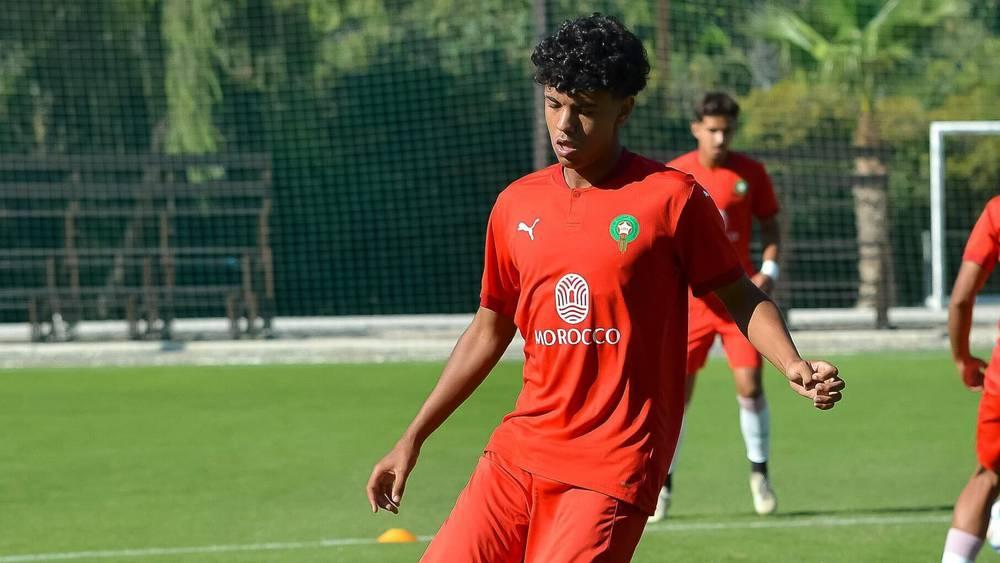 إستبعاد آدم أزنو من قائمة المنتخب المغربي للناشئين المستدعاة للمعسكر الإعدادي المغلق تأهبا للمونديال