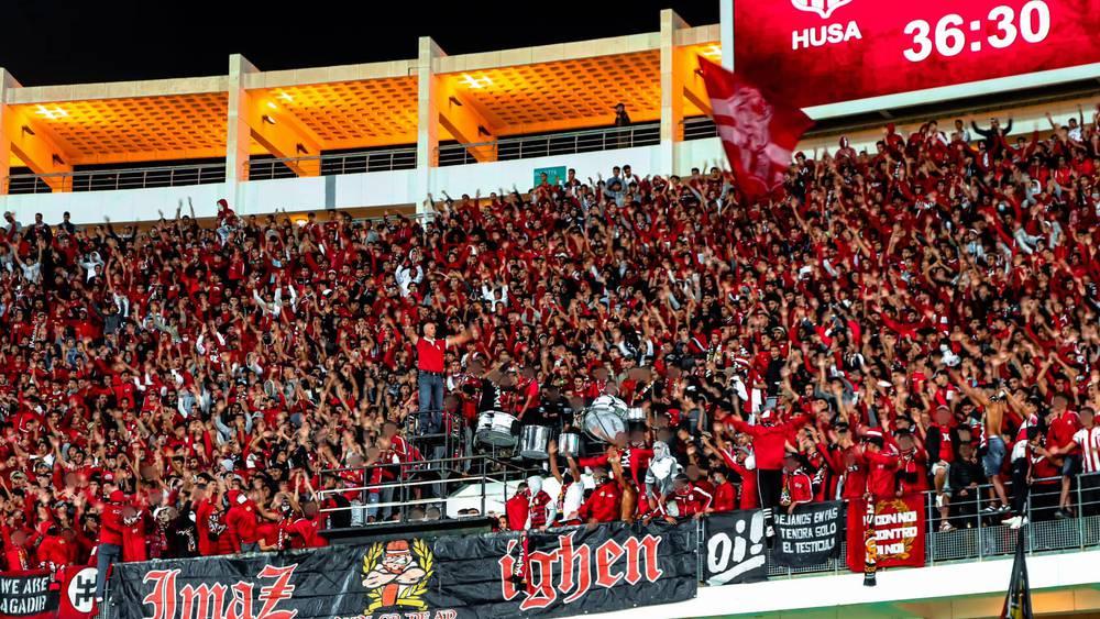 فصيل "إيمازيغن" يهاجم السكتيوي ولاعبي الحسنية بعد الهزيمة أمام الجيش