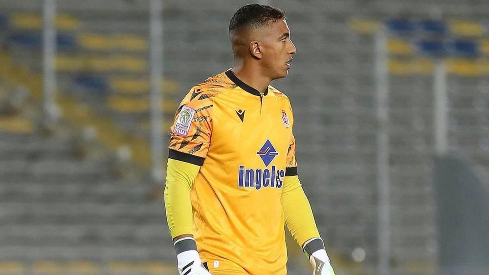 لجنة الأخلاقيات توقف حارس الوداد مفتاح لمباراتين نافذتين مع تغريمه مبلغ 20 ألف درهم بسبب تصرفه اتجاه الجماهير خلال مواجهة الجيش الملكي