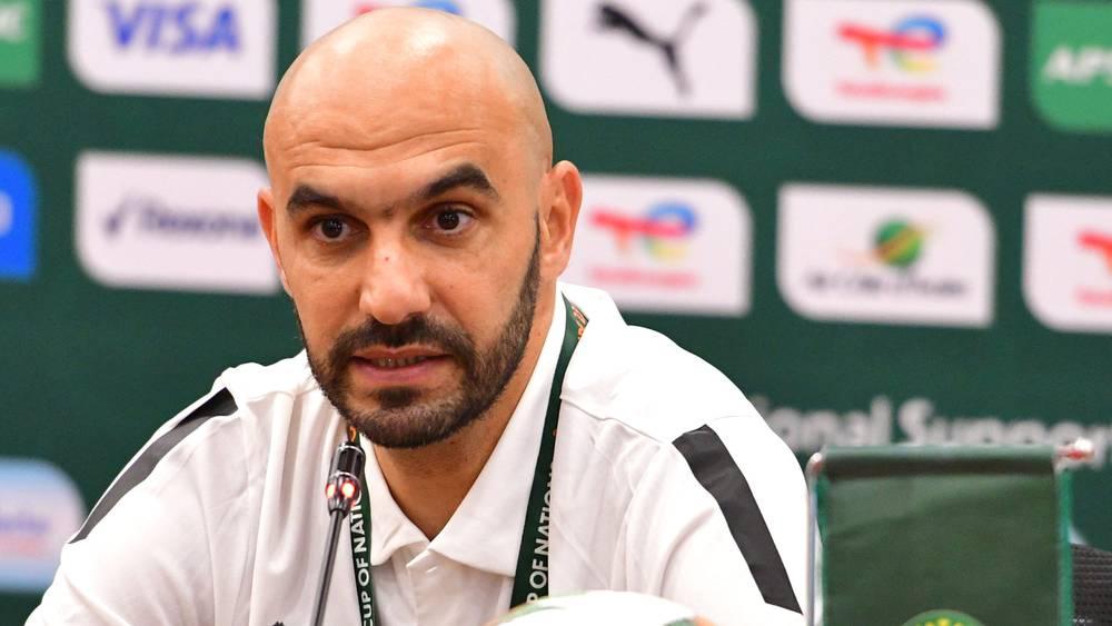 الركراكي: "أعترف أننا كنا متوسطي المستوى اليوم.. أتحمل مسؤولية التعادل وأظن أن بعض قراراتي كانت خاطئة"