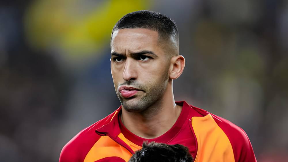 تقارير/ زياش حاضر في قائمة غلطة سراي لمواجهة ريزي سبور في الدوري التركي (اليوم 18:00 غرينيتش +1)